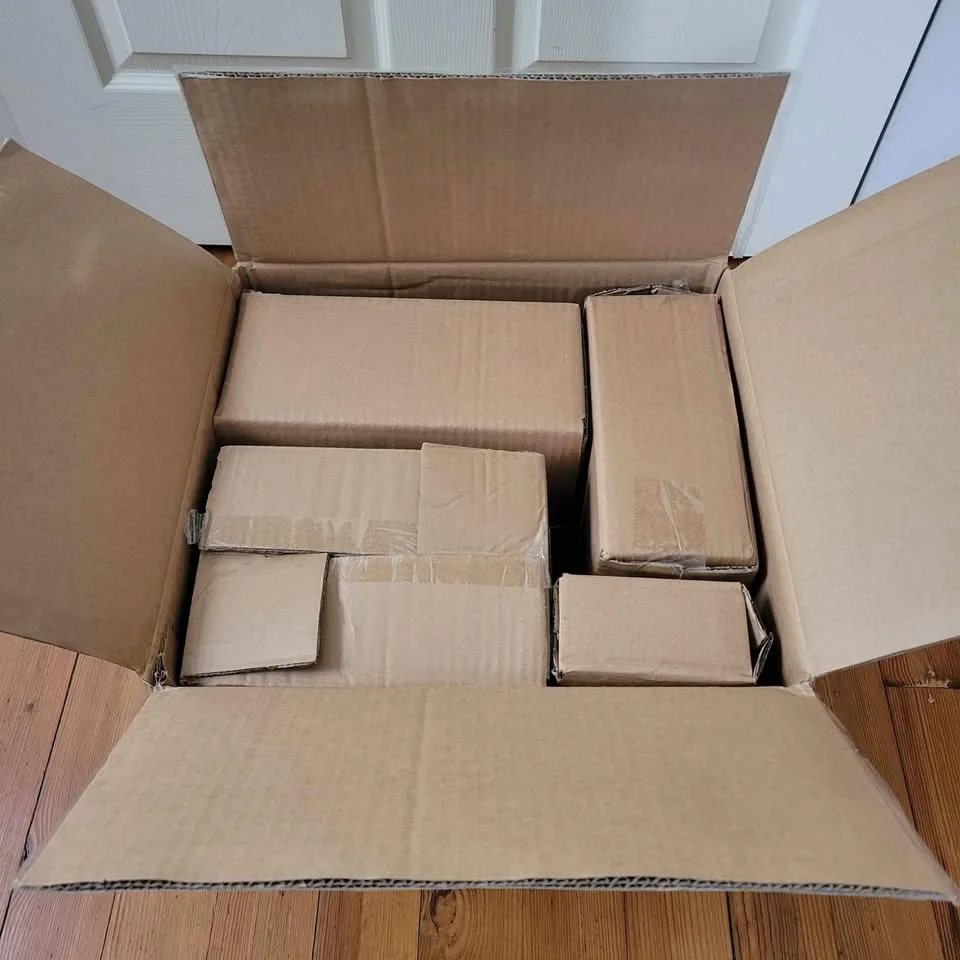 Dinnerware Set 16 PC Heart Shaped Plates & Bowls image indicator(10)