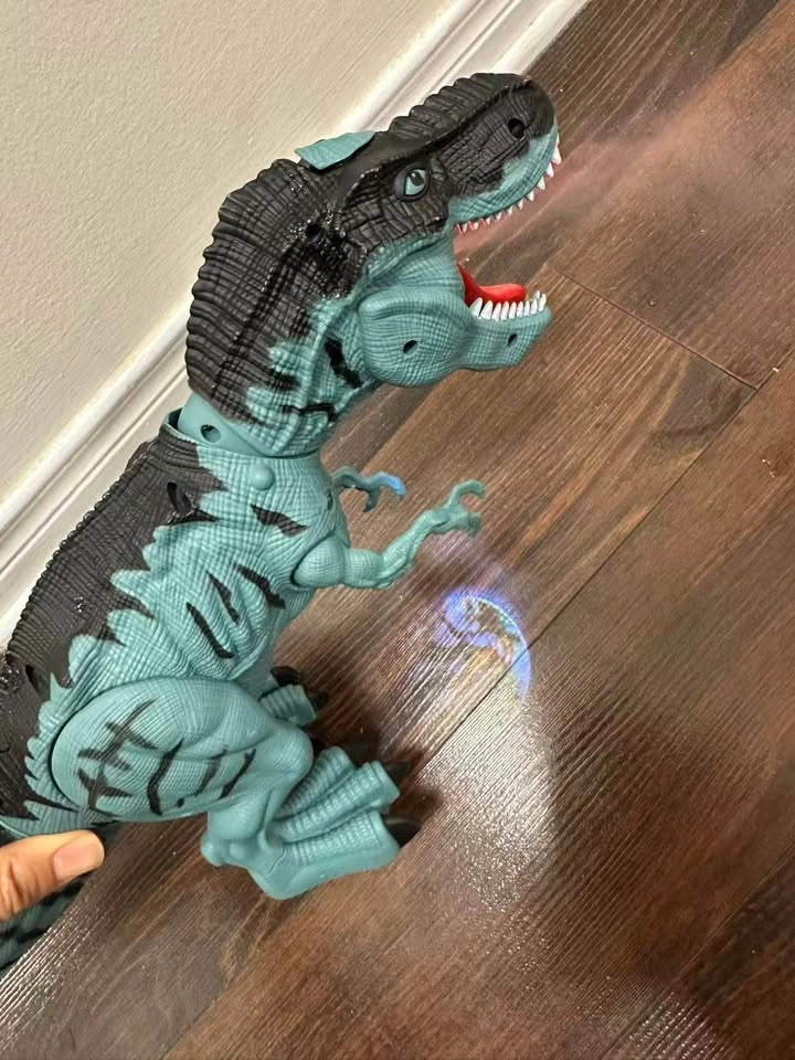 Walking Dinosaur Toy – Mist Spray, Sound & Egg Laying - photo 2