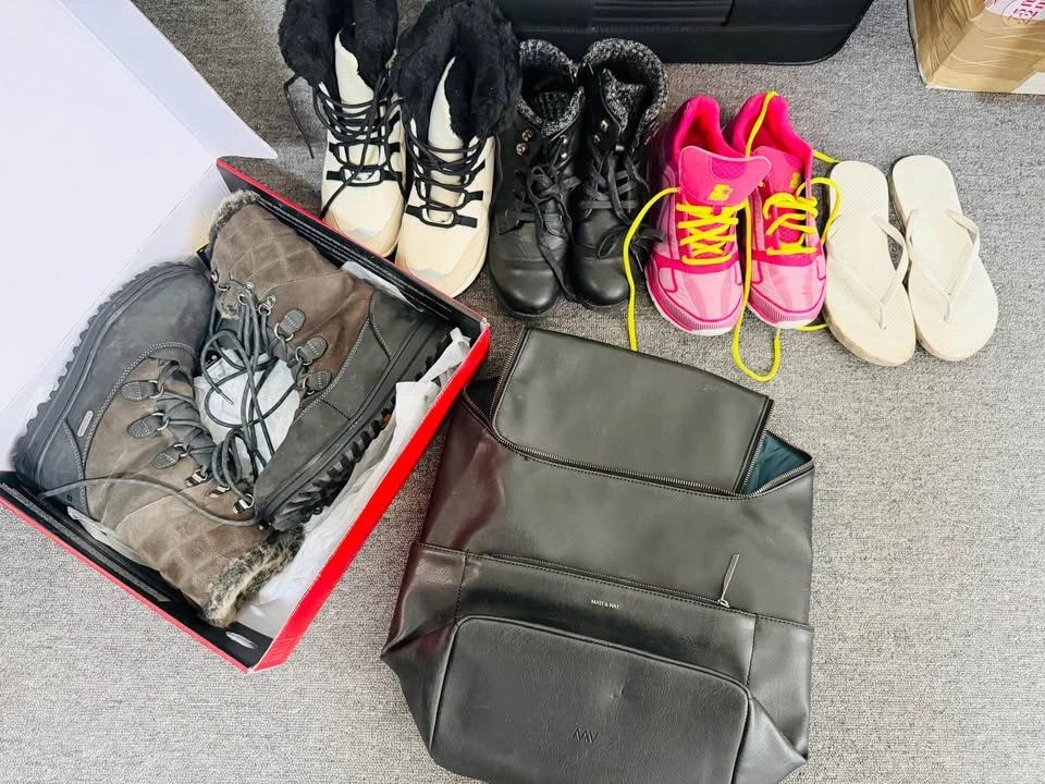 Women's Clothing, Boots, and Bags Bundle - photo 2