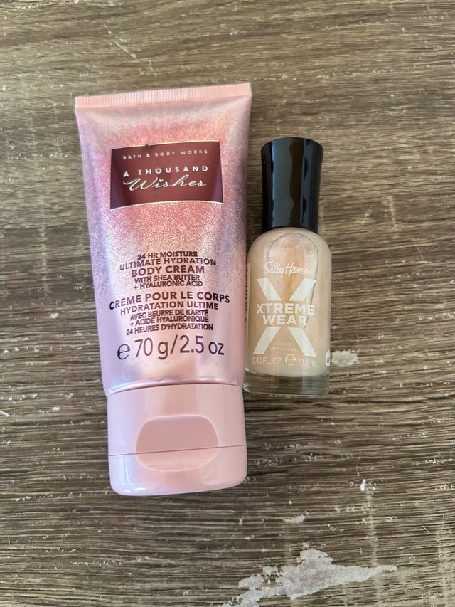 Bath & Bodyworks lotion and nail polish