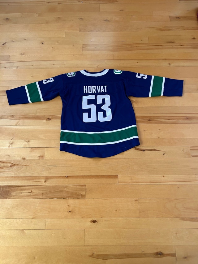 Canucks hockey jersey - photo 2