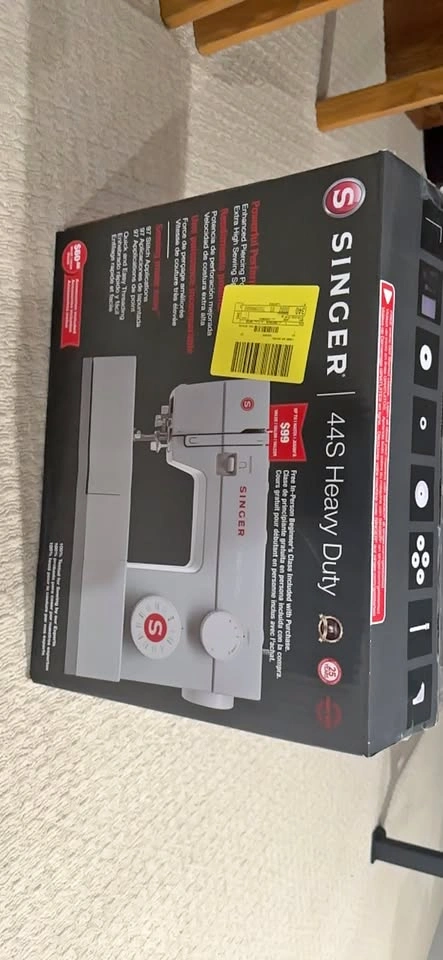 Singer 44S Heavy Duty Sewing Machine