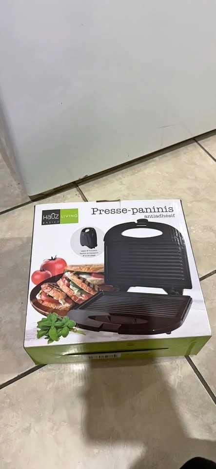 HaUZ LIVING BASICS Panini Press