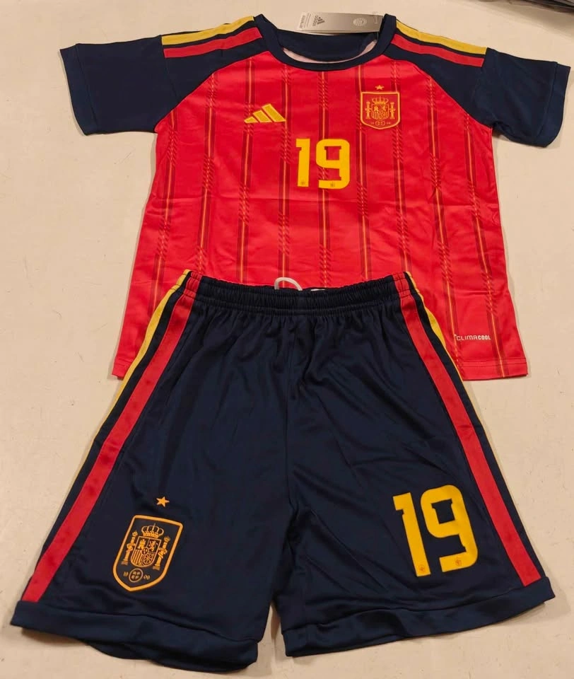 2026 World Cup Spain Lamine Yamal #19 Soccer Jersey Kit - photo 4