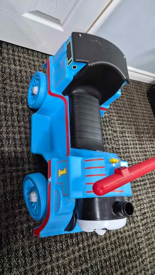 Power Wheels Thomas & Friends Ride-On Train with Track - photo 2