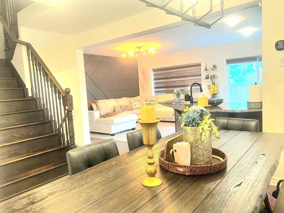 3 Beds 2.5 Baths - Townhouse - photo 5