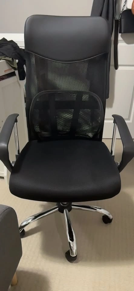 Black Mesh Office Chair - photo 2