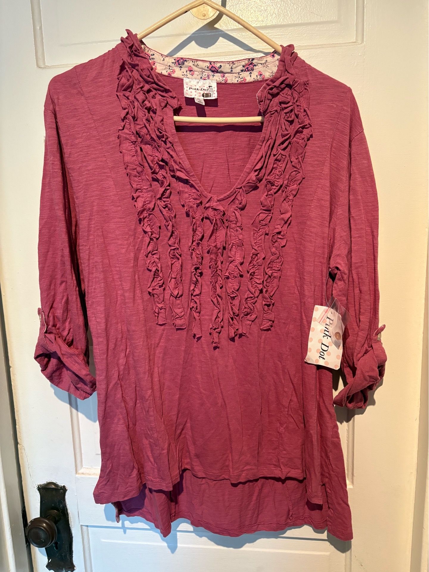New Ruffle Women’s Top XL