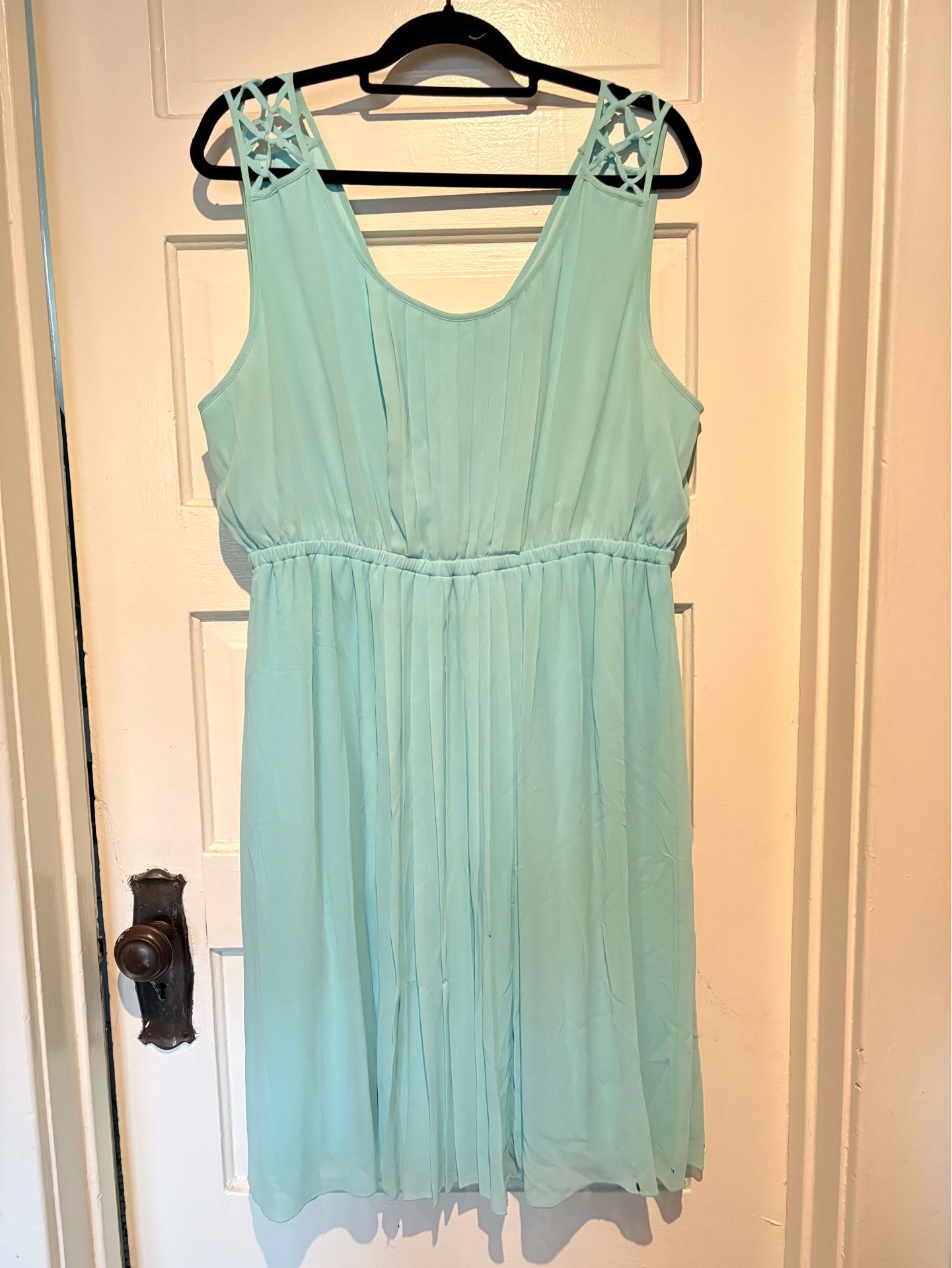 Torrid Dress Size 2 - photo 2
