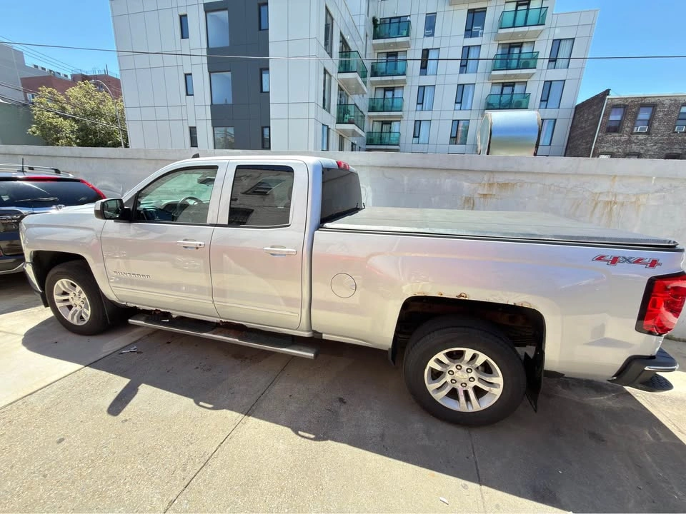 2017 Chevrolet Silverado (Classic) 1500 Regular Cab · LT - photo 3