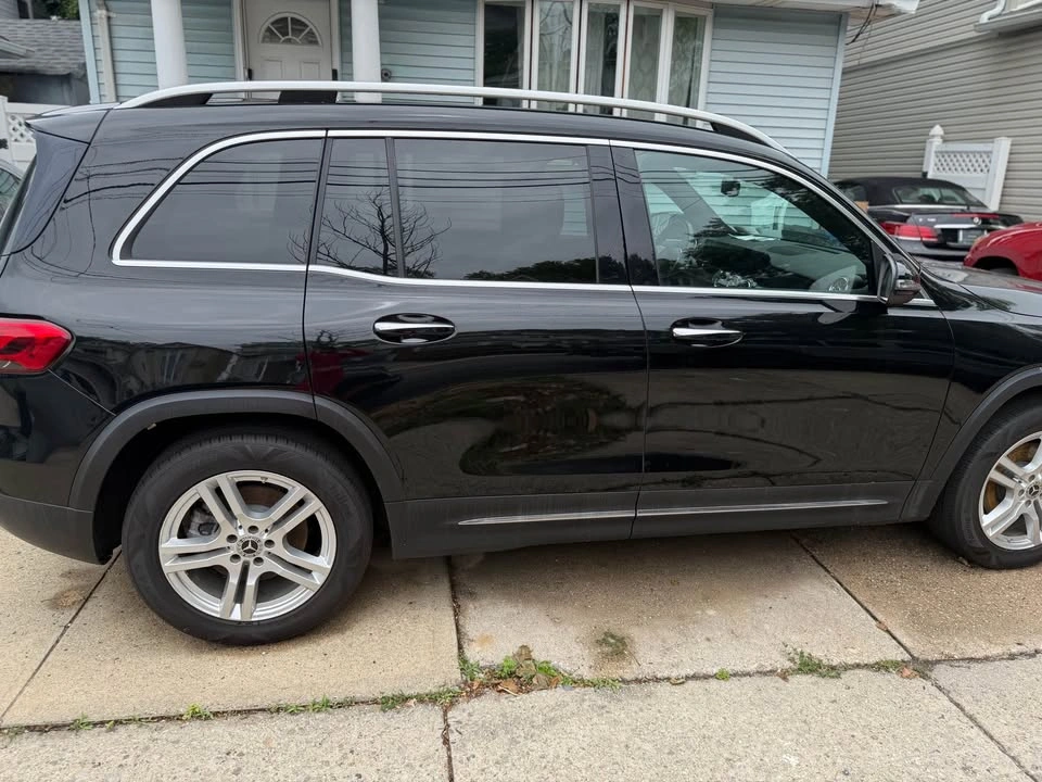 2021 Mercedes-Benz GLB 250 4MATIC Sport Utility 4D - photo 4