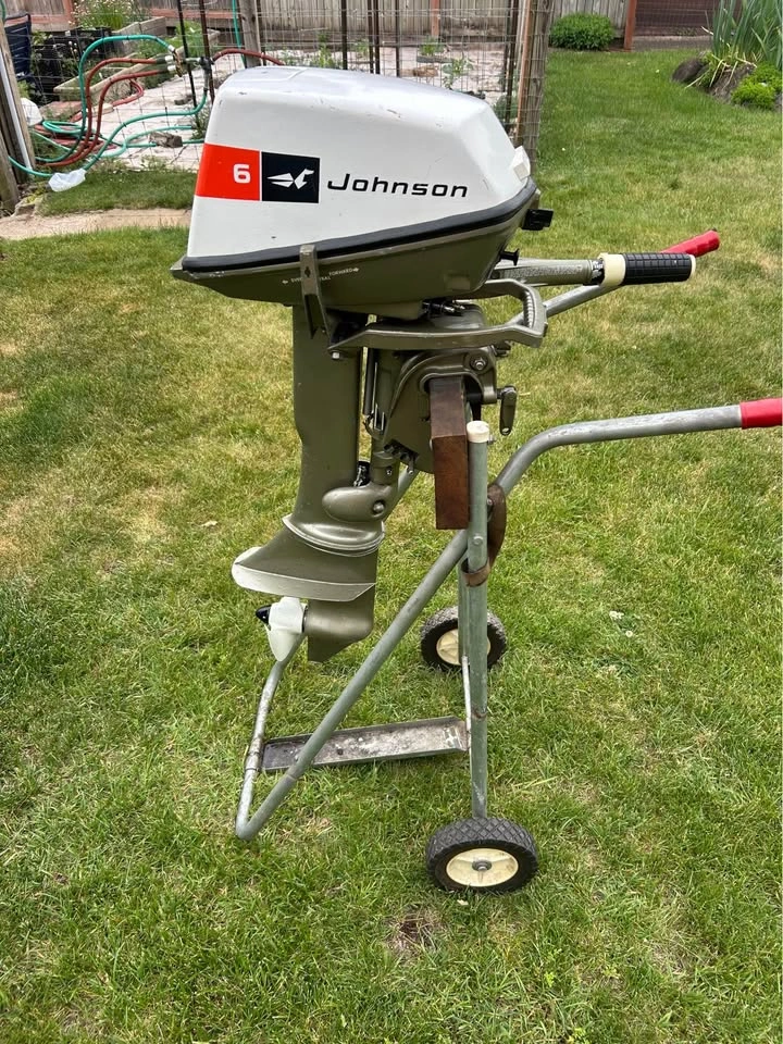 Johnson 6 HP Outboard Boat Motor - photo 5