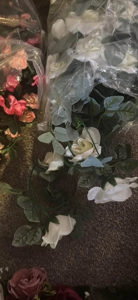 Artificial flowers and greenery decor - photo 4