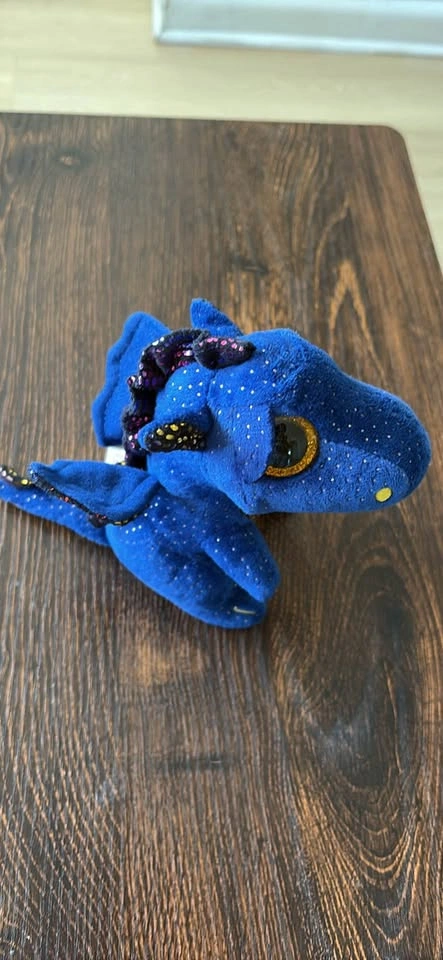 Saffire, the midnight-blue dragon from the official Ty Beanie Bo - photo 3