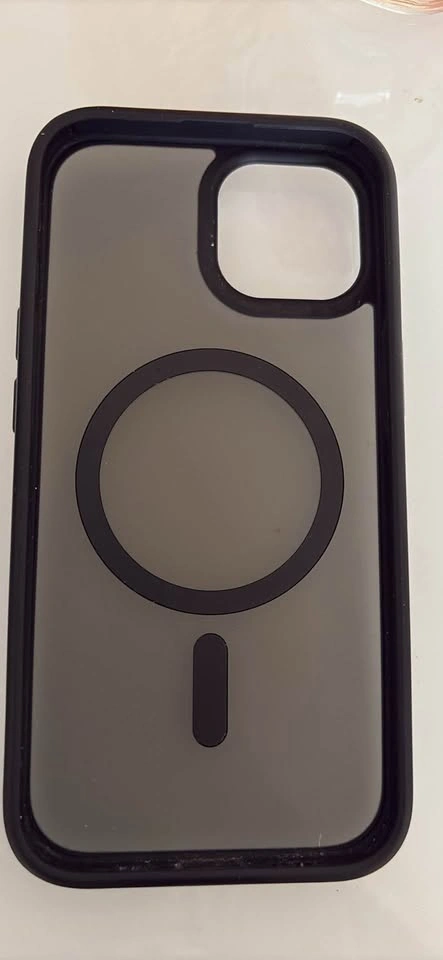 Frosted matte black phone case for Apple iPhone 14 - photo 2