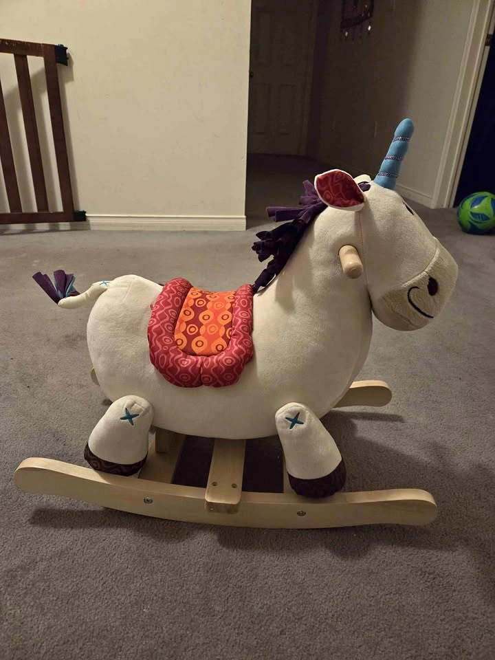 Like-New Unicorn Rocker - Perfect Toddler Gift!