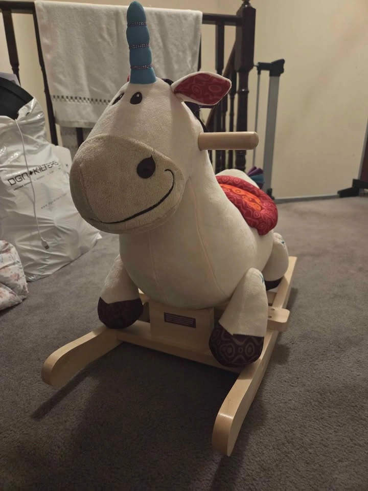 Like-New Unicorn Rocker - Perfect Toddler Gift! - photo 3