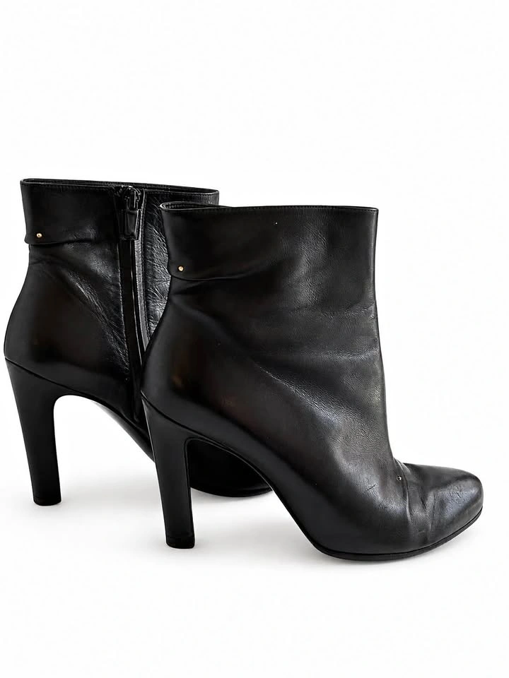 Roger Vivier Black Leather Ankle Boots EU 39