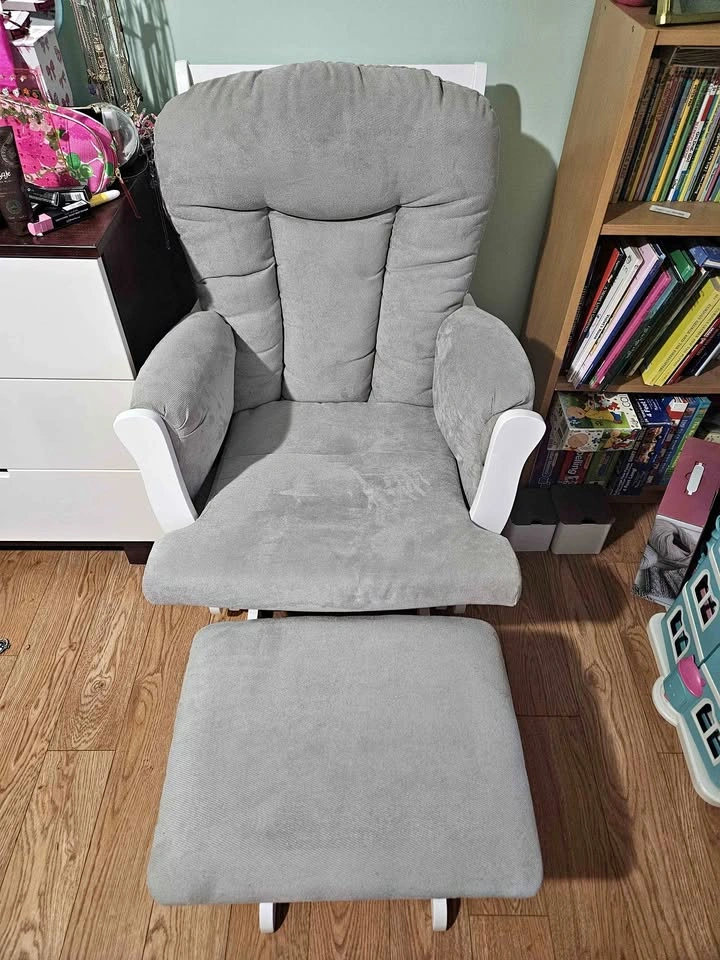 EUC Nursing Glider Chair from West Coast Kids