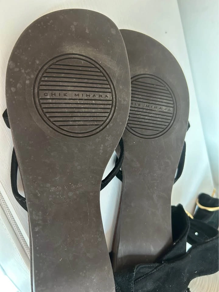 Chie Mahara Black Suede Wrap Sandals EU 38 - photo 4