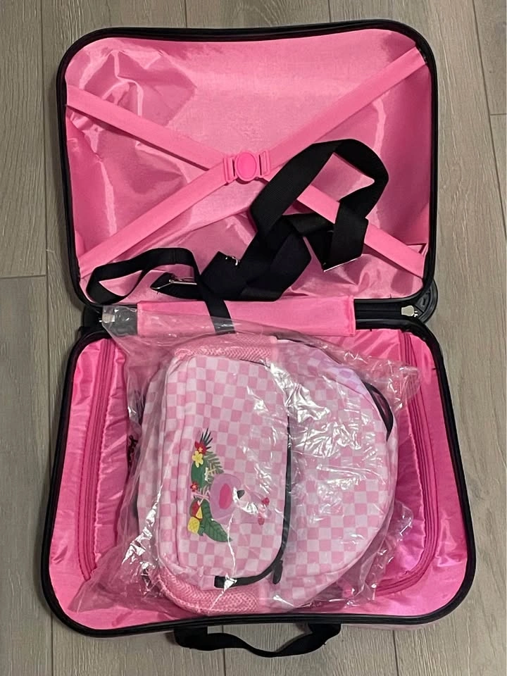 NEW Kids Ride-On Suitcase & Backpack Set – Pink Flamingo - photo 3