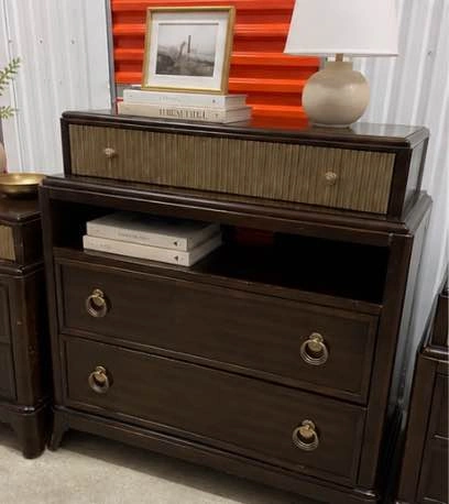 3-Piece Dark Wood Bedroom Set – Dresser + 2 Nightstands - photo 4