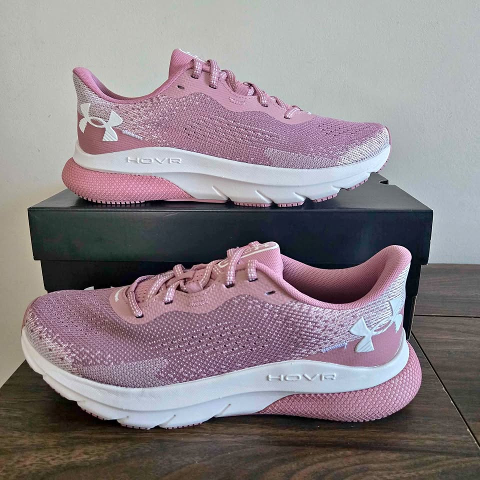 Under Armour UA HOVR Turbulence 2 Womens Size 9.5