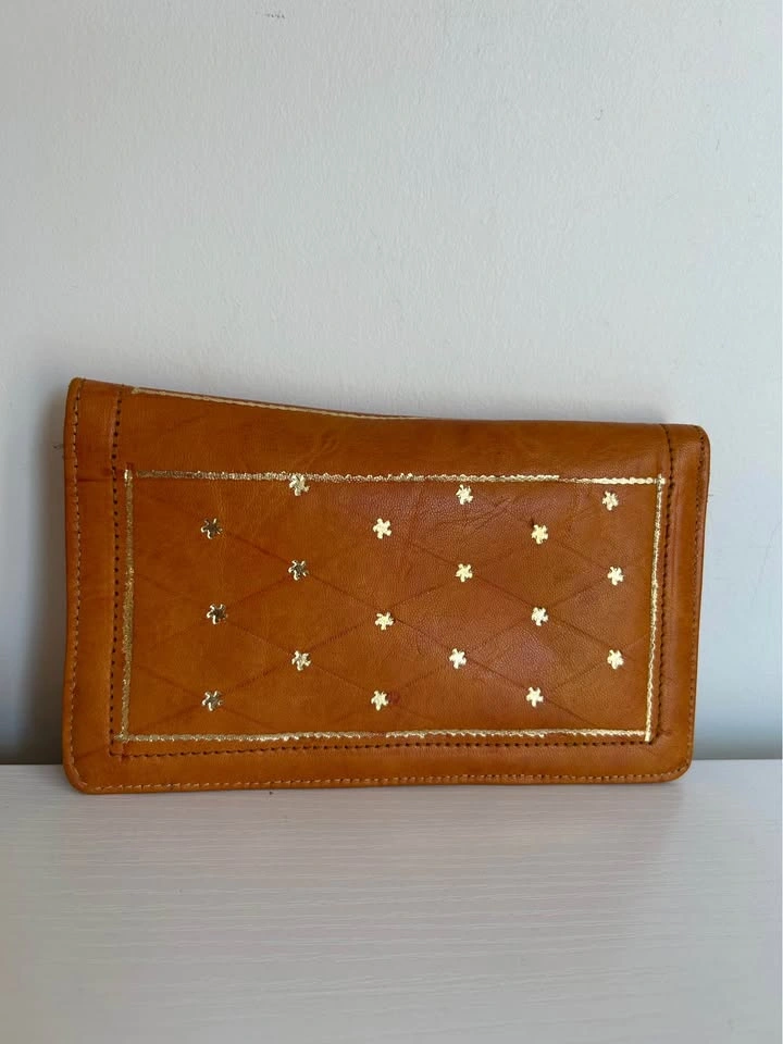 Moroccan Tan Leather Envelope Clutch with Gold Detail - photo 3