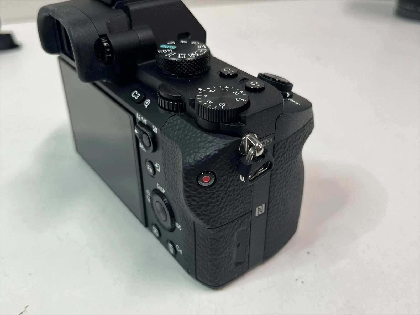 Sony Alpha A7 II - 28-70mm Lens, Bag & Accessories - photo 5