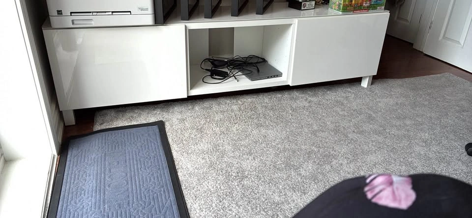 IKEA BYÅS TV Unit - photo 5