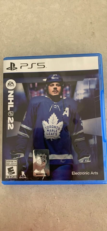 NHL 24 & NHL 22 (PS5) – $20 & $15 - photo 2