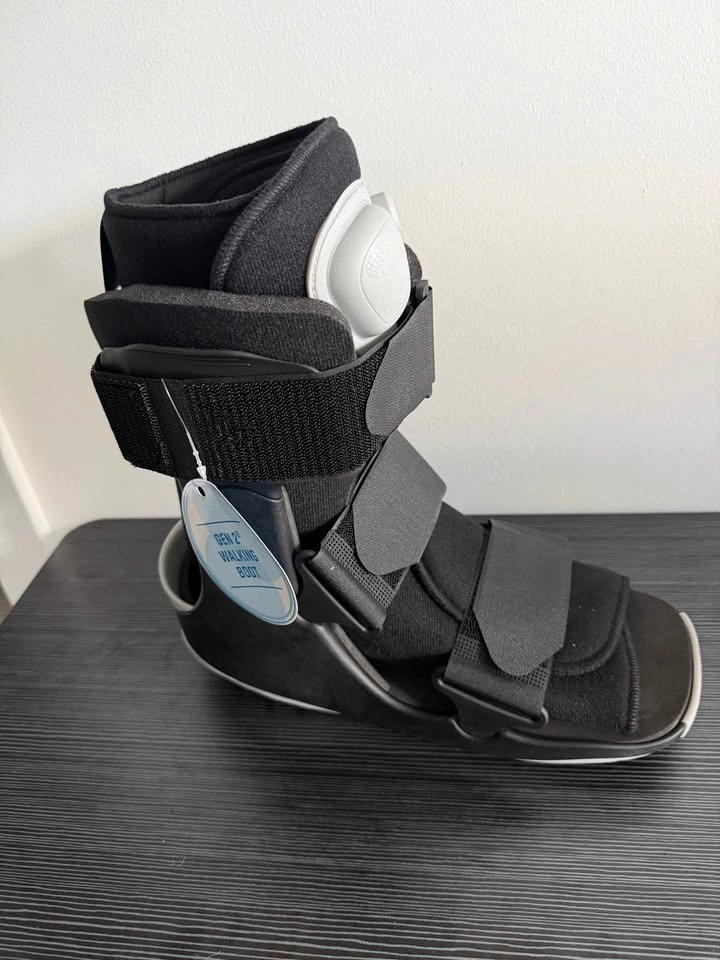 Breg SoftGait Air Walker Boot — Large — New - photo 2