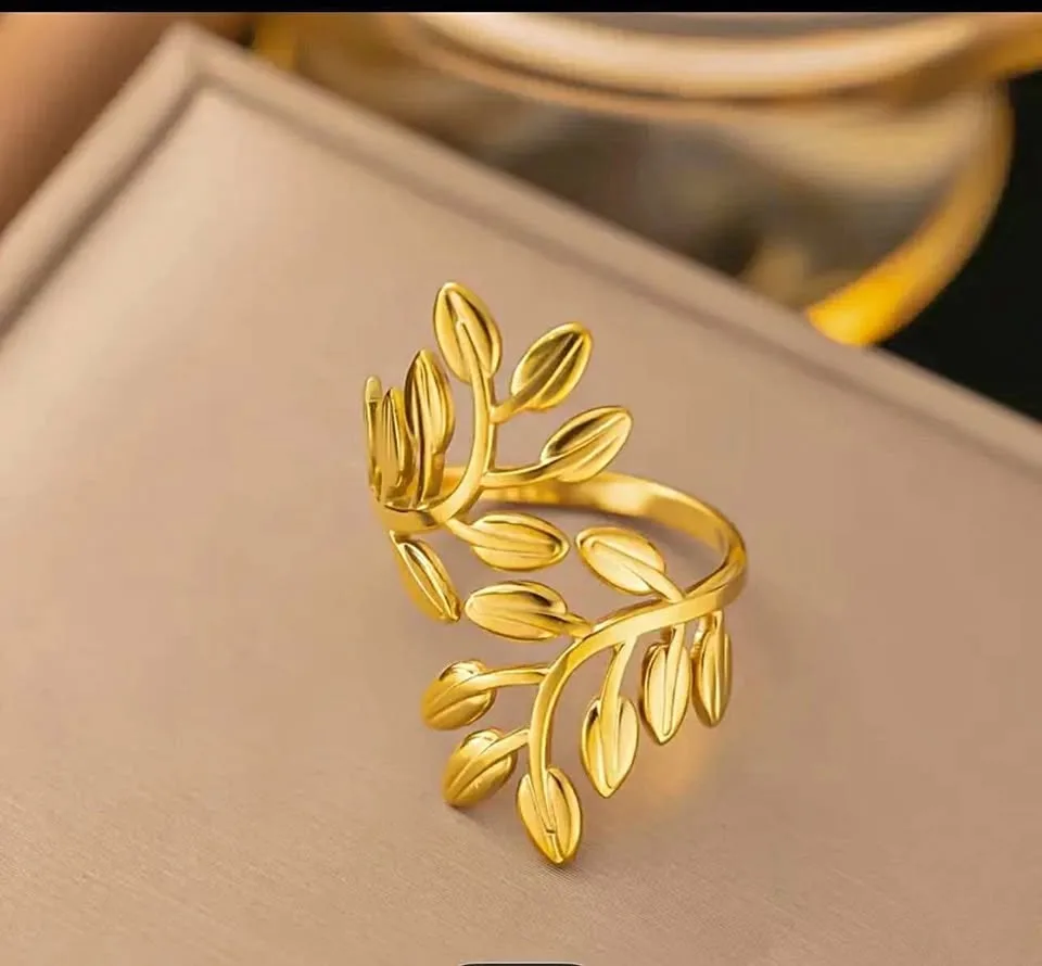 18k gold plated stainless steel ring thumbnail