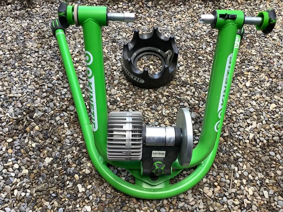 Kinetic Rock and Roll Fluid Bike Trainer + Kinetic Riser Ring - photo 3