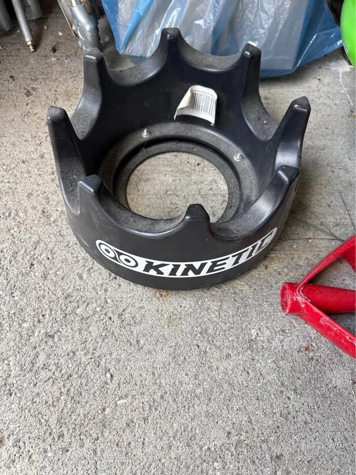 Kinetic Rock and Roll Fluid Bike Trainer + Kinetic Riser Ring - photo 5