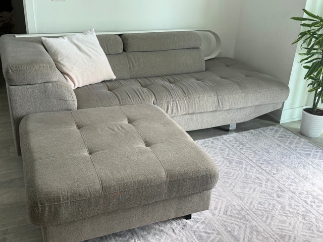 Modern Grey Sectional Sofa with Ottoman - photo 2