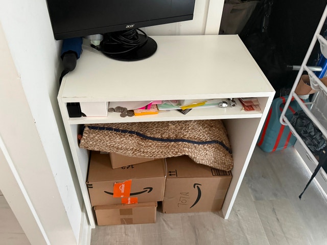 White Small Work Table - photo 2