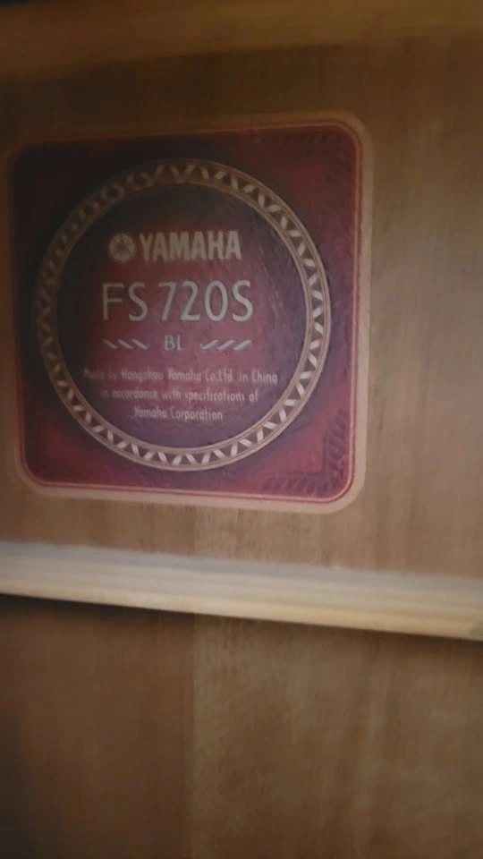 $280 Yamaha FS720S Folk Acoustic Guitar – Black - photo 4