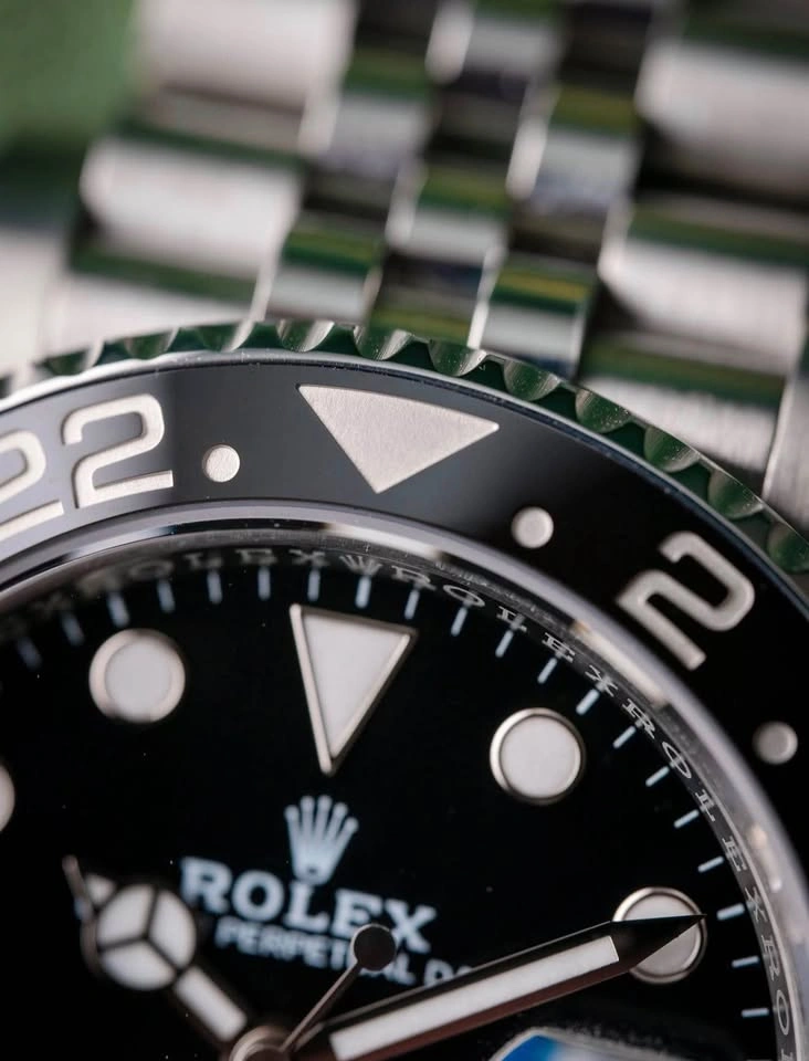 2026 Rolex GMT-Master II “Bruce Wayne” – 126710GRNR - photo 4