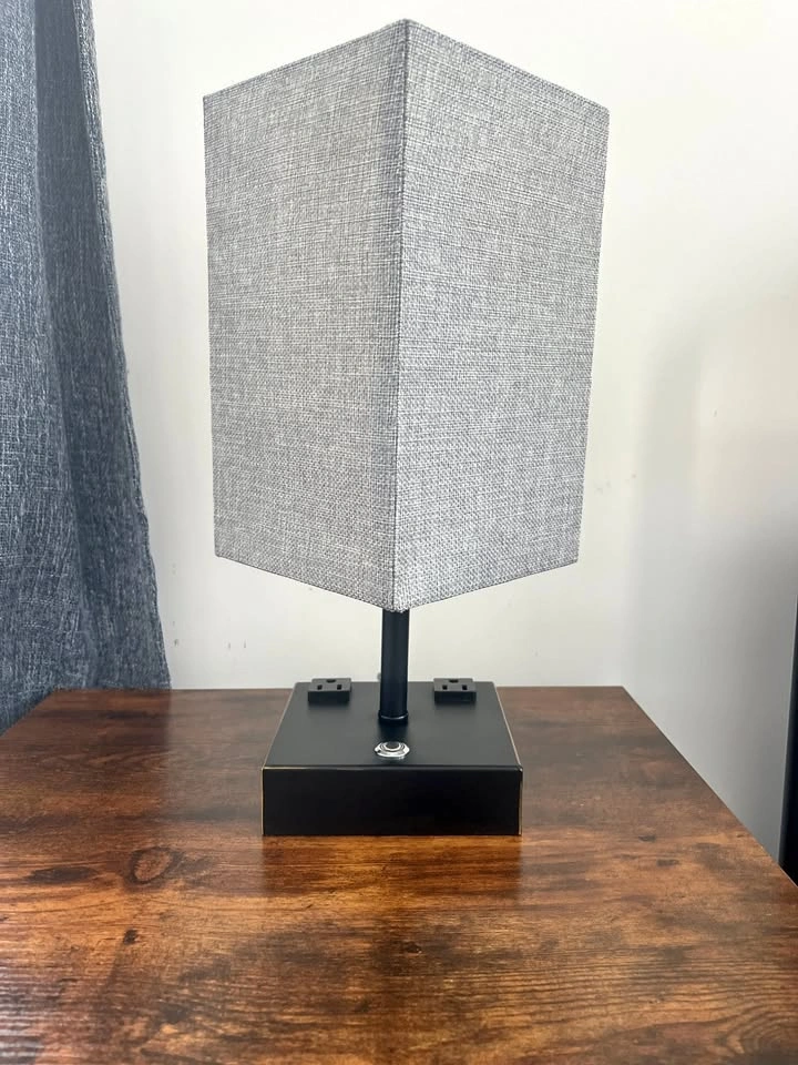 Table lamp