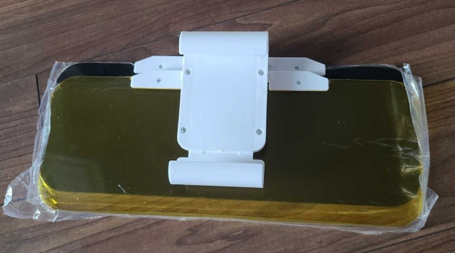 2-in-1 Car Sun Visor