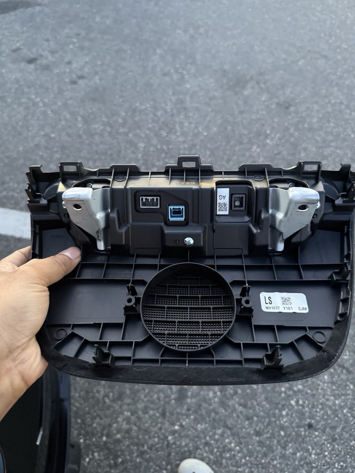 2018-2022 Honda Accord OEM 8" Head Unit + Brain Box 39540-TVA-AG - photo 5