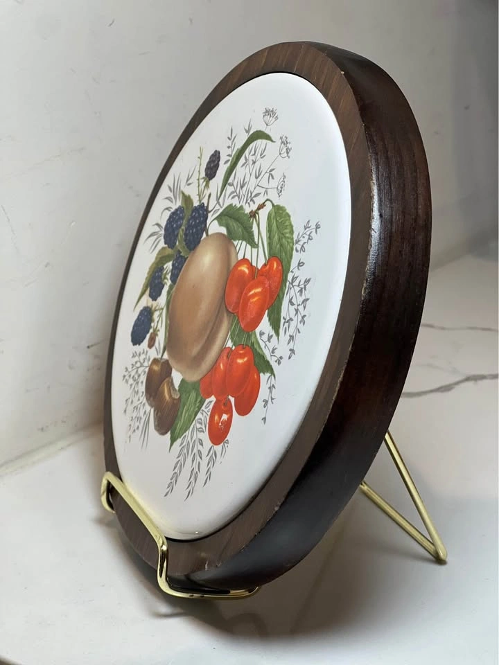 Vintage Mid-Century Cornwall Industries Ceramic & Wood Trivet - photo 2