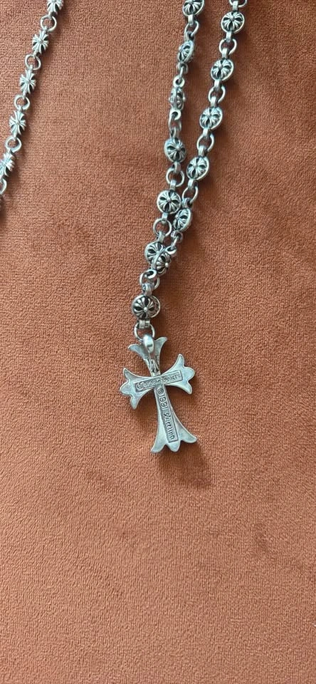 Silver Chrome heart necklaces - photo 4