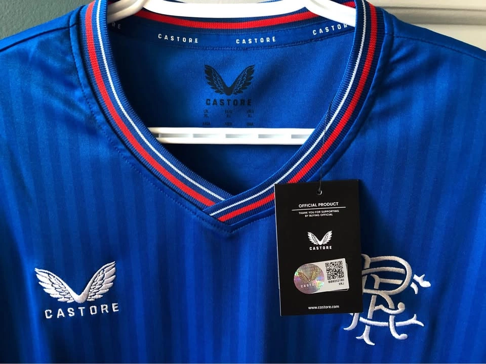 Brand new authentic Glasgow Rangers Castore jersey size XL - photo 2
