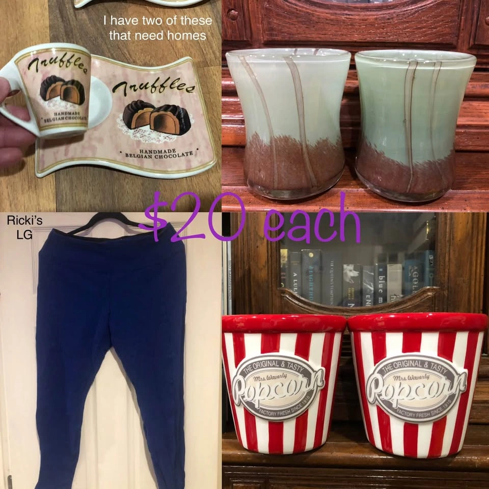 Moving clearout! Must go! $20 each soccer ⚽️ - photo 2