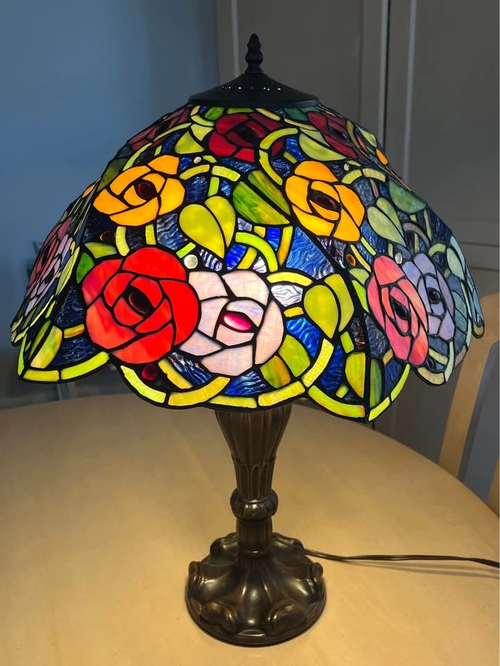 Tiffany Style Flower Lamp - photo 2