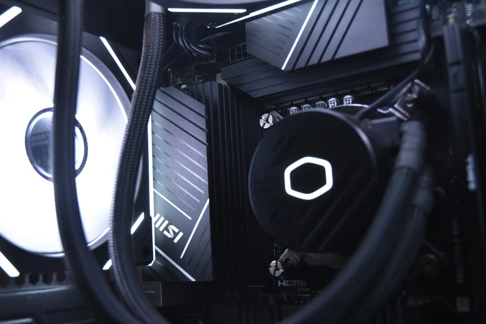 High-End Gaming PC | RTX 4070 SUPER | i7-14700KF - photo 5
