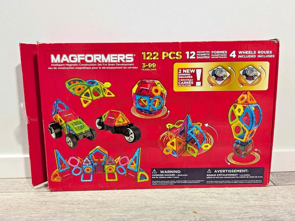 Magformers 122 PCS Magnetic Construction Set