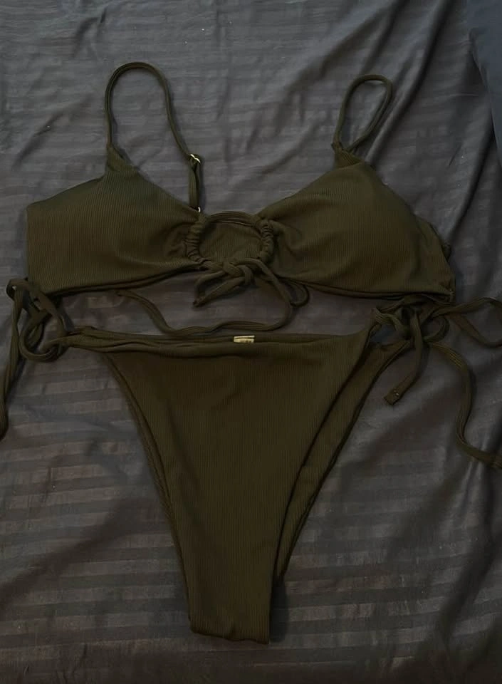 Black bikini set BNWOT - photo 3